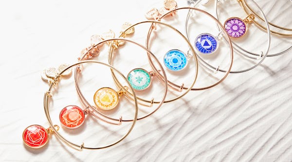 bracelets with the 7 chakras and corresponding color