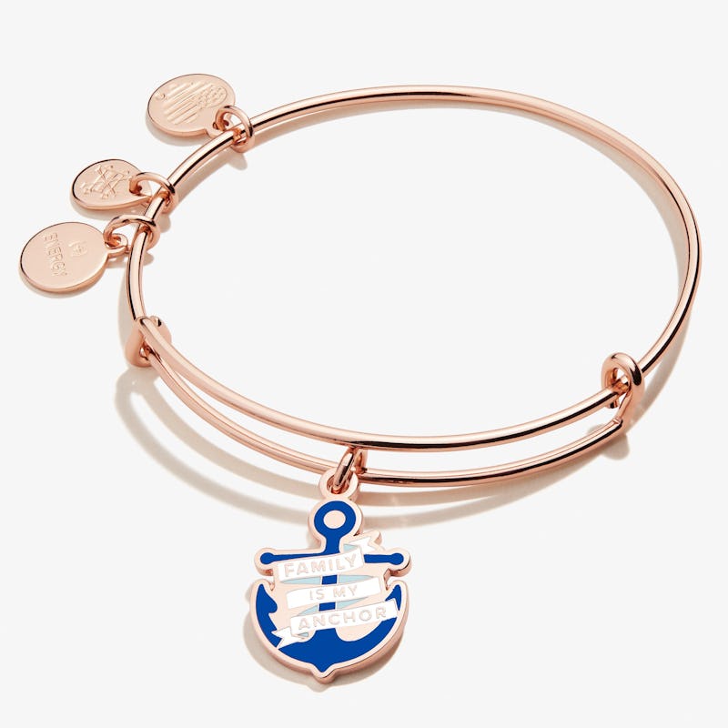 'Family is My Anchor' Charm Bangle